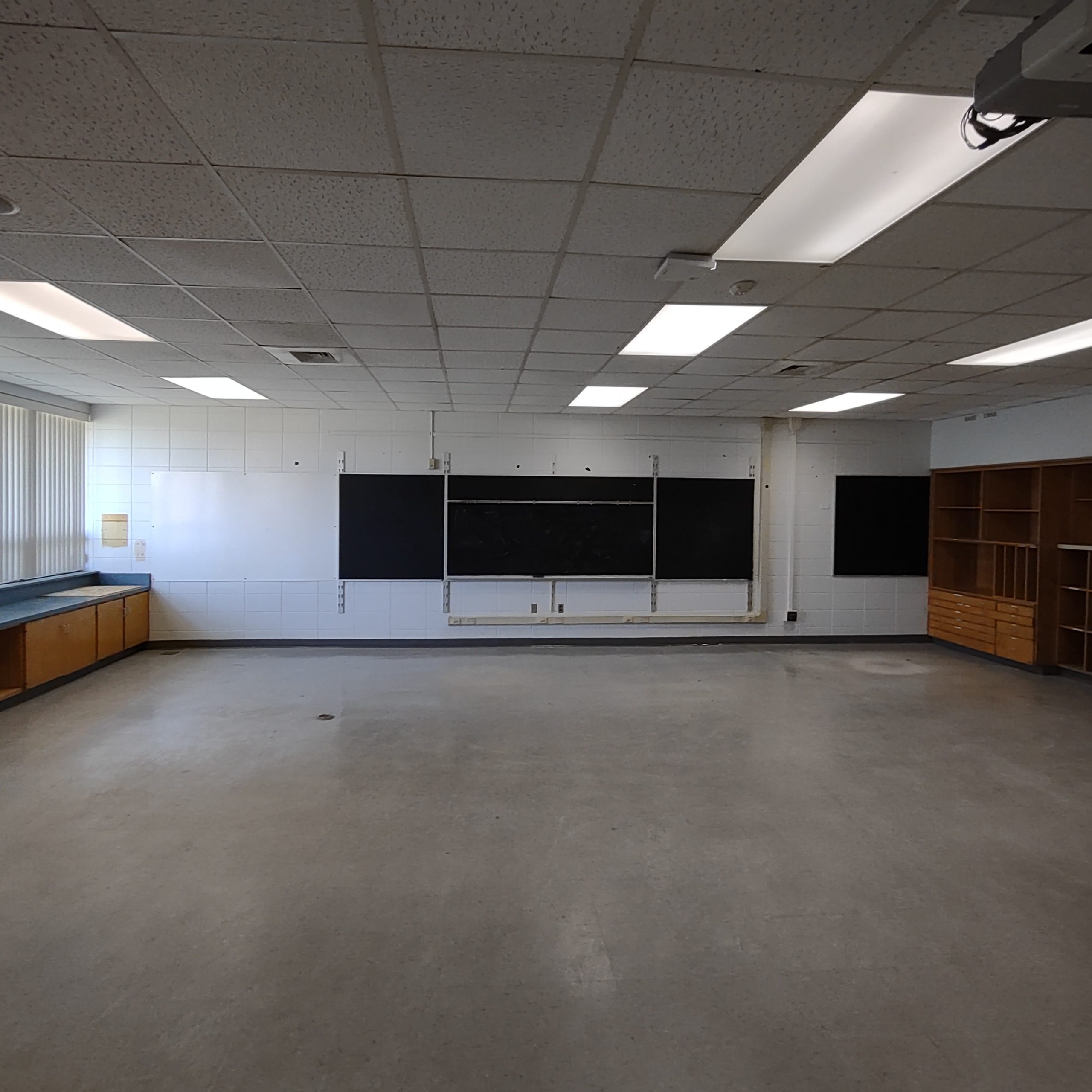 Classroom_Interior_2